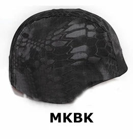 Funda de casco de airsoft MKBK en un patrón de camuflaje táctico oscuro, ideal para operaciones sigilosas y ejercicios de airsoft que requieren un perfil bajo.