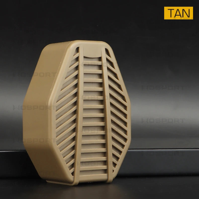 Accesorio de airsoft en color beige, protección de brazo con diseño ventilado para uso en condiciones de calor, adecuado para equipamiento militar.